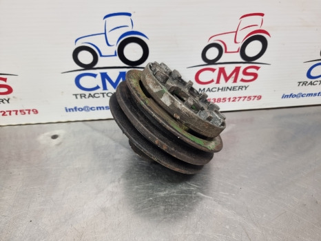 John Deere 1950, 2040, 2140, Crankshaft Pulley R70443 - شداد الحزام - جرار: صور 4 John Deere 1950, 2040, 2140, Crankshaft Pulley R70443 - شداد الحزام - جرار: صور 4