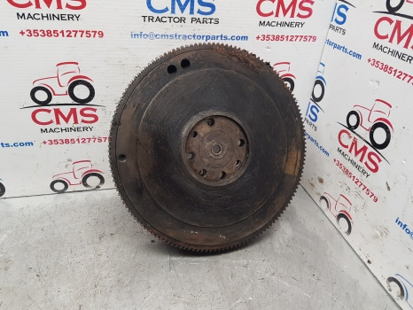 John Deere 3130, 3030, 1830, 2030, 2130  Flywheel Ar92508, At26482, T28432 - دولاب الموازنة: صور 1 John Deere 3130, 3030, 1830, 2030, 2130  Flywheel Ar92508, At26482, T28432 - دولاب الموازنة: صور 1