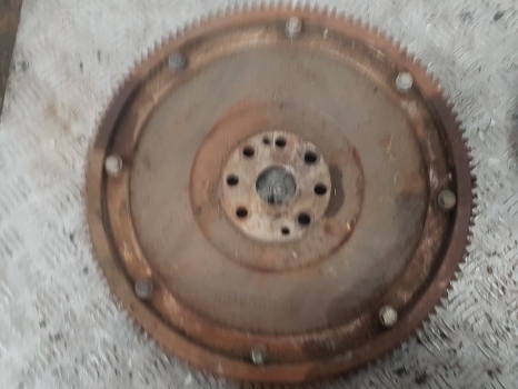 John Deere 3220, 3215, 3415, 3420 Telehandler Flywheel Assy R516568, R516568 - دولاب الموازنة - رافعة تلسكوبية: صور 4 John Deere 3220, 3215, 3415, 3420 Telehandler Flywheel Assy R516568, R516568 - دولاب الموازنة - رافعة تلسكوبية: صور 4