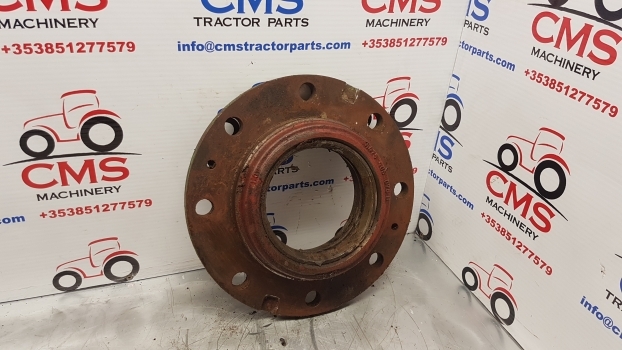 John Deere 6000 Series 6300, 6400, 6320, 6420 Front Axle Hub Bolt Plate L100238 - محاور - جرار: صور 1 John Deere 6000 Series 6300, 6400, 6320, 6420 Front Axle Hub Bolt Plate L100238 - محاور - جرار: صور 1