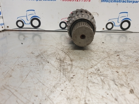 John Deere 6000 Series 6300,6400,se6400 Pto Counter Shaft And Gear L78944 R95141 - نقل الحركة - جرار: صور 5 John Deere 6000 Series 6300,6400,se6400 Pto Counter Shaft And Gear L78944 R95141 - نقل الحركة - جرار: صور 5
