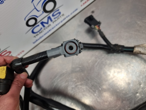 الكابلات/ الأسلاك John Deere 6145r, 6155r, 6155rh, Front Hitch Wiring Loom Al218619: صور 6
