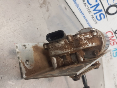 John Deere 6145r, 6m, 6r Series, Rear Wiper Motor Assy Al222250 - مساحة الزجاج الأمامي - الآلات والماكينات الزراعية: صور 5 John Deere 6145r, 6m, 6r Series, Rear Wiper Motor Assy Al222250 - مساحة الزجاج الأمامي - الآلات والماكينات الزراعية: صور 5