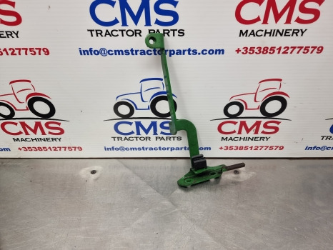 John Deere 6145r, 6m, 6r Series, Side Panel Hinge Rhs Al212820 - هيكل السيارة الخارجية: صور 1 John Deere 6145r, 6m, 6r Series, Side Panel Hinge Rhs Al212820 - هيكل السيارة الخارجية: صور 1
