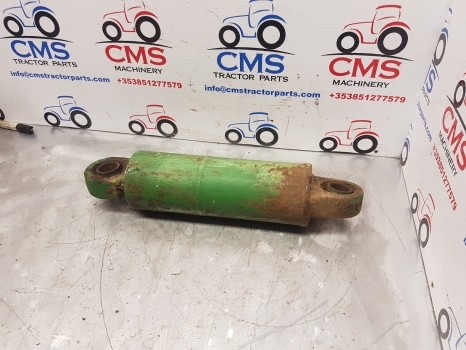John Deere 6300, 6400, 6115m Hydraulic Assistor Ram Cylinder Al76637, Al110595 - الاسطوانة الهيدروليكية - جرار: صور 3 John Deere 6300, 6400, 6115m Hydraulic Assistor Ram Cylinder Al76637, Al110595 - الاسطوانة الهيدروليكية - جرار: صور 3