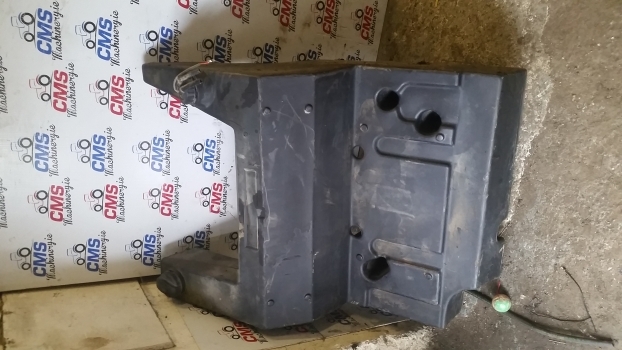 Landini Mythos Series 115 Fuel Tank 3647933m94, 3647310m91, 3652135m91 - خزان وقود - جرار: صور 1 Landini Mythos Series 115 Fuel Tank 3647933m94, 3647310m91, 3652135m91 - خزان وقود - جرار: صور 1