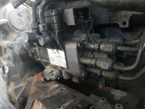 Landini Mythos Tdi 115 Mf 6465 Fuel Injection Pump Perkins 2644p502, 2644p502r - مضخات الوقود - الآلات والماكينات الزراعية: صور 2 Landini Mythos Tdi 115 Mf 6465 Fuel Injection Pump Perkins 2644p502, 2644p502r - مضخات الوقود - الآلات والماكينات الزراعية: صور 2
