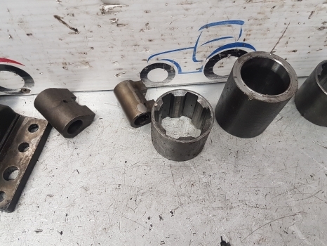 Landini Vision 80, 85, 90, 95, 100, 105 Transmission Assorted Parts 3649775 - نقل الحركة - جرار: صور 3 Landini Vision 80, 85, 90, 95, 100, 105 Transmission Assorted Parts 3649775 - نقل الحركة - جرار: صور 3