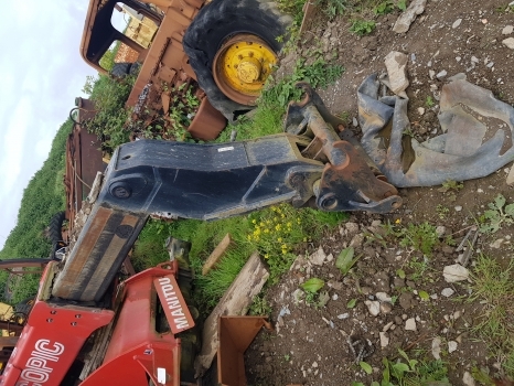 Manitou Mlt 735-120 Lsu Tilt Ram Cylinder 252392, 264802, 238842, 245512, 252392 - الاسطوانة الهيدروليكية - رافعة تلسكوبية: صور 4 Manitou Mlt 735-120 Lsu Tilt Ram Cylinder 252392, 264802, 238842, 245512, 252392 - الاسطوانة الهيدروليكية - رافعة تلسكوبية: صور 4