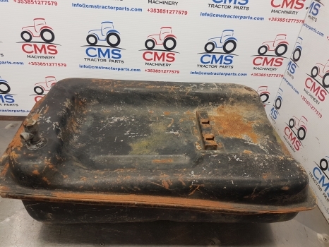 Massey Ferguson 135, 100series Fuel Tank Original , Check Measurement 1861644m91 - خزان وقود - جرار: صور 3 Massey Ferguson 135, 100series Fuel Tank Original , Check Measurement 1861644m91 - خزان وقود - جرار: صور 3