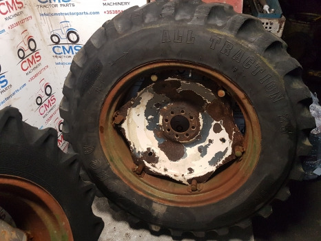 Massey Ferguson 135, 35 David Brown, Ford 2000, 3000 Wheel Pair 12.4-23 - عجلات - الآلات والماكينات الزراعية: صور 5 Massey Ferguson 135, 35 David Brown, Ford 2000, 3000 Wheel Pair 12.4-23 - عجلات - الآلات والماكينات الزراعية: صور 5