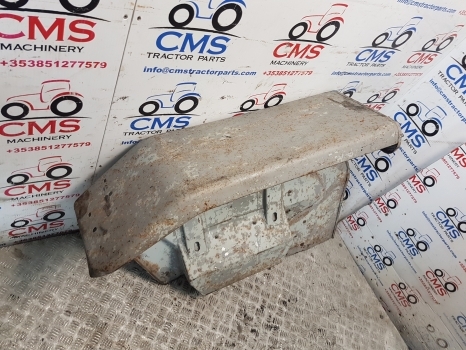 Massey Ferguson 135 Mudguard Rhs 1884878m91 - درابزين - الآلات والماكينات الزراعية: صور 3 Massey Ferguson 135 Mudguard Rhs 1884878m91 - درابزين - الآلات والماكينات الزراعية: صور 3