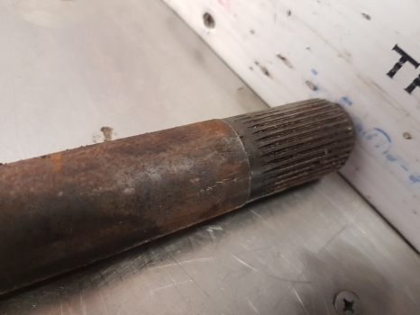 Massey Ferguson 2620, 2720, 2640, 2680 Pto Drive Shaft 36 Splines 3052679m2 - نصف رمح - جرار: صور 3 Massey Ferguson 2620, 2720, 2640, 2680 Pto Drive Shaft 36 Splines 3052679m2 - نصف رمح - جرار: صور 3