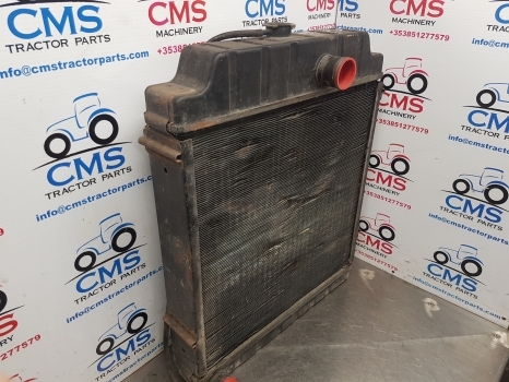 Massey Ferguson 365, 375, 385, 390, 398 Radiator 1695721m2 - المشعاع - جرار: صور 2 Massey Ferguson 365, 375, 385, 390, 398 Radiator 1695721m2 - المشعاع - جرار: صور 2