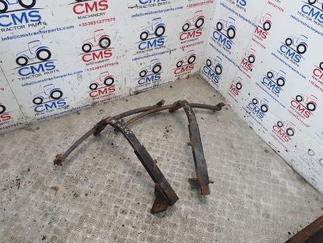 Massey Ferguson 4255, 390, 4255 Front Axle Mudguard Bracket Pair 3760052m10 - درابزين - الآلات والماكينات الزراعية: صور 5 Massey Ferguson 4255, 390, 4255 Front Axle Mudguard Bracket Pair 3760052m10 - درابزين - الآلات والماكينات الزراعية: صور 5