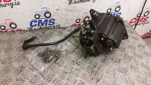 Massey Ferguson 4255, 4255 Hydraulic Filter Cover 3808025m93 - هيدروليكي تصفية - جرار: صور 3 Massey Ferguson 4255, 4255 Hydraulic Filter Cover 3808025m93 - هيدروليكي تصفية - جرار: صور 3