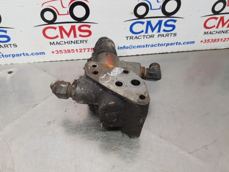 Massey Ferguson 5455, 5700, 7715, 6712 Trailer Brake Block Body 4304784m11m - أجزاء الفرامل: صور 1 Massey Ferguson 5455, 5700, 7715, 6712 Trailer Brake Block Body 4304784m11m - أجزاء الفرامل: صور 1