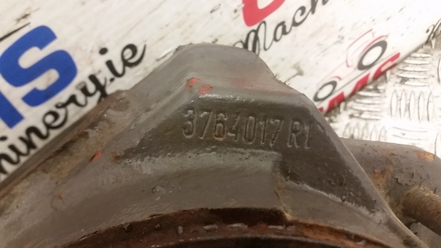 Massey Ferguson 6150, 6160 Swivel Housing Right 3764016m91, 3764017r1 - مفصل التوجيه - جرار: صور 4 Massey Ferguson 6150, 6160 Swivel Housing Right 3764016m91, 3764017r1 - مفصل التوجيه - جرار: صور 4