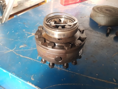 Massey Ferguson 6160, 6170, 5455, 390t 6180 Front Axle Differential 3429476m92 - التفاضلية والعتاد - جرار: صور 1 Massey Ferguson 6160, 6170, 5455, 390t 6180 Front Axle Differential 3429476m92 - التفاضلية والعتاد - جرار: صور 1