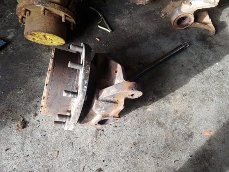 Massey Ferguson 6180 Front Axle Ag125 Hub Rhs Assy 3902404m92, 3429959m91 - محاور - جرار: صور 1 Massey Ferguson 6180 Front Axle Ag125 Hub Rhs Assy 3902404m92, 3429959m91 - محاور - جرار: صور 1