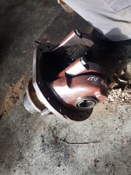 Massey Ferguson 6180 Front Differential Housing 3427467r3, Ag125, 3764005m91 - التفاضلية والعتاد - جرار: صور 5 Massey Ferguson 6180 Front Differential Housing 3427467r3, Ag125, 3764005m91 - التفاضلية والعتاد - جرار: صور 5