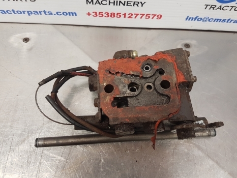 Massey Ferguson 675, 399, 372n, 375, 4225, 4255 Hydraulic Valve Assy 1679099m95 - صمامات هيدروليكية - جرار: صور 5 Massey Ferguson 675, 399, 372n, 375, 4225, 4255 Hydraulic Valve Assy 1679099m95 - صمامات هيدروليكية - جرار: صور 5