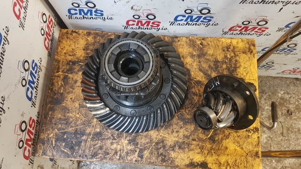 Massey Ferguson 690 Rear Axle Bevel Gear Differential 9x35 1665440m92, 893223m2 - التفاضلية والعتاد - جرار: صور 2 Massey Ferguson 690 Rear Axle Bevel Gear Differential 9x35 1665440m92, 893223m2 - التفاضلية والعتاد - جرار: صور 2