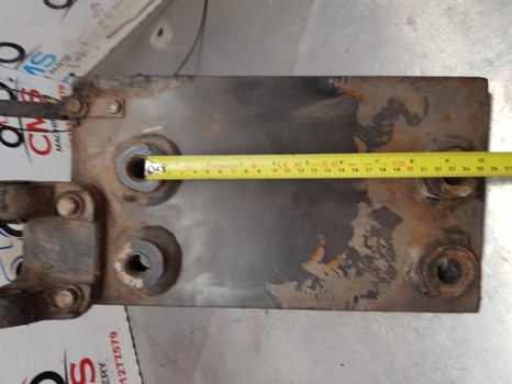 تعليق Massey Ferguson 7s.180, 6615, 7714, 6715, 7716 Stabiliser Bracket Rh 4313925m92: صور 9