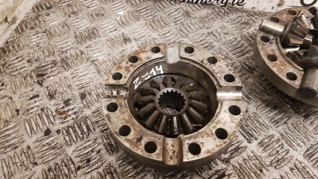 Massey Ferguson 8150, 8160 Front Axle Differential Assy 3429721m91 - التفاضلية والعتاد - جرار: صور 5 Massey Ferguson 8150, 8160 Front Axle Differential Assy 3429721m91 - التفاضلية والعتاد - جرار: صور 5