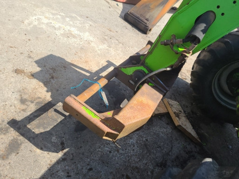 Merlo P28.7 Kt Headstock - وصلة الربط للمعدات المعلقة - رافعة تلسكوبية: صور 5 Merlo P28.7 Kt Headstock - وصلة الربط للمعدات المعلقة - رافعة تلسكوبية: صور 5