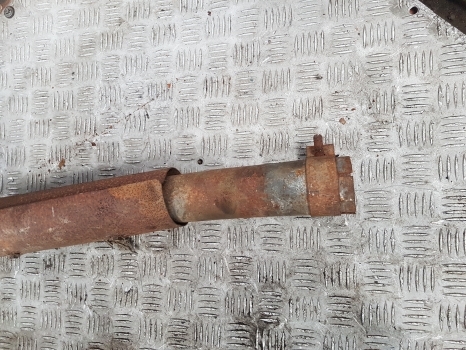 New Holland Case Extension Exhaust Pipe Assembly 87475398, 87475401, 84357191 - ماسورة العادم - جرار: صور 4 New Holland Case Extension Exhaust Pipe Assembly 87475398, 87475401, 84357191 - ماسورة العادم - جرار: صور 4