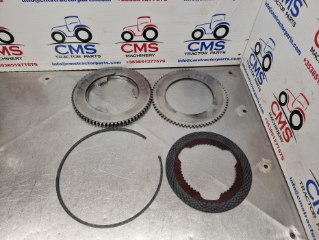 New Holland Case T6, T7, T6000, Cl4 Front Axle Brake Plate Disc Kit 87608346 - أقراص الفرامل: صور 1 New Holland Case T6, T7, T6000, Cl4 Front Axle Brake Plate Disc Kit 87608346 - أقراص الفرامل: صور 1