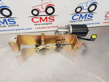 New Holland Case, Tsa, T6000, T7 Case, Wiper Motor Front Brand New 82032050 - مساحة الزجاج الأمامي - الآلات والماكينات الزراعية: صور 4 New Holland Case, Tsa, T6000, T7 Case, Wiper Motor Front Brand New 82032050 - مساحة الزجاج الأمامي - الآلات والماكينات الزراعية: صور 4