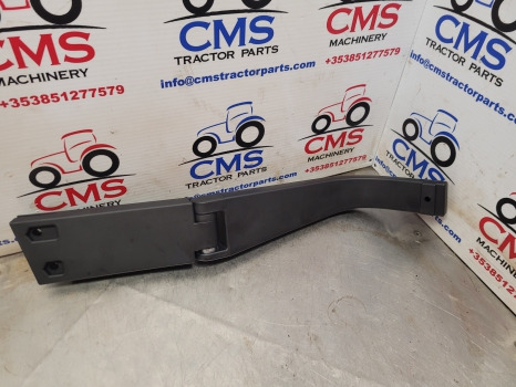 New Holland, Fiat, Case Tm, Mxm, M Series Cab Mirror Arm, Bracket Rhs 82014838 - المرآة الخلفية - الآلات والماكينات الزراعية: صور 1 New Holland, Fiat, Case Tm, Mxm, M Series Cab Mirror Arm, Bracket Rhs 82014838 - المرآة الخلفية - الآلات والماكينات الزراعية: صور 1