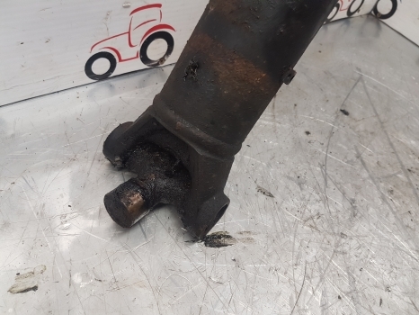 New Holland Lm415a, Lm425a, Lm435a, Lm445a Front Cardan Drive Shaft 85820673 - عمود الكردان - رافعة تلسكوبية: صور 2 New Holland Lm415a, Lm425a, Lm435a, Lm445a Front Cardan Drive Shaft 85820673 - عمود الكردان - رافعة تلسكوبية: صور 2