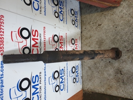 New Holland Lm435a Front Drive Shaft - نصف رمح - رافعة تلسكوبية: صور 1 New Holland Lm435a Front Drive Shaft - نصف رمح - رافعة تلسكوبية: صور 1