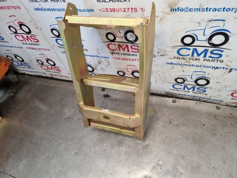 New Holland T5.120, T5, Case Farmall, Cab Footstep, Step Lhs 47655756 - خطوة جانبية: صور 5 New Holland T5.120, T5, Case Farmall, Cab Footstep, Step Lhs 47655756 - خطوة جانبية: صور 5