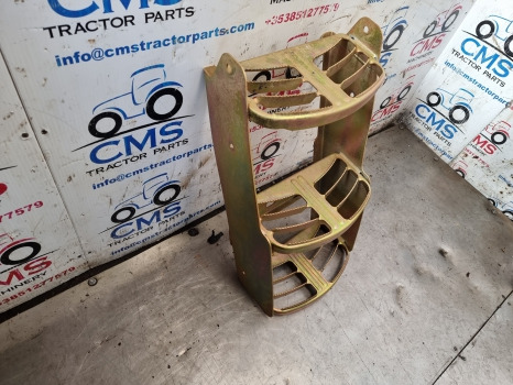 New Holland T5.120, T5, Case Farmall, Cab Footstep, Step Lhs 47655756 - خطوة جانبية: صور 2 New Holland T5.120, T5, Case Farmall, Cab Footstep, Step Lhs 47655756 - خطوة جانبية: صور 2