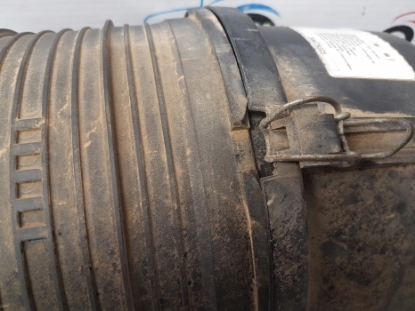 New Holland T5.95, T4.105, T4.115, Farmal 105a Air Cleaner Assy 84267277 - فلتر الهواء - جرار: صور 4 New Holland T5.95, T4.105, T4.115, Farmal 105a Air Cleaner Assy 84267277 - فلتر الهواء - جرار: صور 4