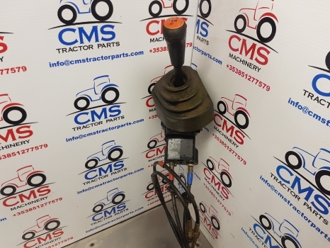 عتلة تبديل السرعة - جرار New Holland T5.95, T5 Case Farmall Transmission Shift Control Assy 84583493: صور 8