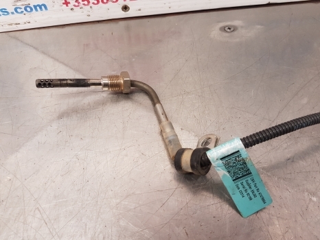 New Holland T5.95 Temperature Sender Sensor 47478894 - مِکشاف - جرار: صور 2 New Holland T5.95 Temperature Sender Sensor 47478894 - مِکشاف - جرار: صور 2