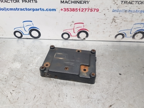 New Holland T5, T6 5.95, T5.105, T5.115 Spool Valve Top End Plate 5192188 - صمامات هيدروليكية - جرار: صور 2 New Holland T5, T6 5.95, T5.105, T5.115 Spool Valve Top End Plate 5192188 - صمامات هيدروليكية - جرار: صور 2