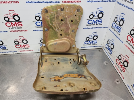 New Holland T6, T7, Tsa, T6000 Ser, Passenger Seat Frame 84250410 - مقاعد السيارات: صور 1 New Holland T6, T7, Tsa, T6000 Ser, Passenger Seat Frame 84250410 - مقاعد السيارات: صور 1