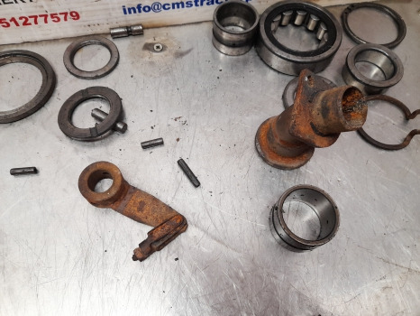New Holland T7.200 Pto Assorted Parts Pto Assorted Parts - نقل الحركة: صور 4 New Holland T7.200 Pto Assorted Parts Pto Assorted Parts - نقل الحركة: صور 4