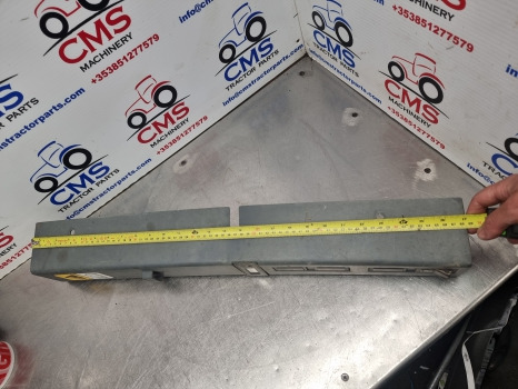 New Holland Tm Series Tm150, Tm130, Tm140, Tm155 Cab Interior Panel Rhs 82017218 - الكابينة والداخلية: صور 5 New Holland Tm Series Tm150, Tm130, Tm140, Tm155 Cab Interior Panel Rhs 82017218 - الكابينة والداخلية: صور 5