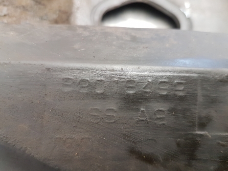 New Holland Tm135, Tm115, Tm125, Tm150, Tm165 Cab Insulator 82018492, 82016297 - الكابينة والداخلية - جرار: صور 4 New Holland Tm135, Tm115, Tm125, Tm150, Tm165 Cab Insulator 82018492, 82016297 - الكابينة والداخلية - جرار: صور 4
