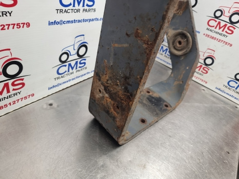 New Holland Tm155, Tm140, Tm165, 8360, Tm, 60, Cab Suspension Bracket 82021166 - الكابينة تعليق: صور 4 New Holland Tm155, Tm140, Tm165, 8360, Tm, 60, Cab Suspension Bracket 82021166 - الكابينة تعليق: صور 4