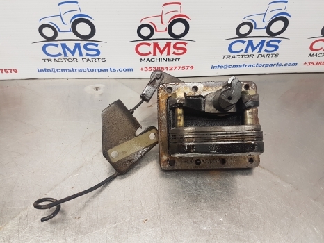 أجزاء الفرامل New Holland Ts115a, T5, T6, T6000, Tsa, Tm,  Parking Brake Support 47127186: صور 6