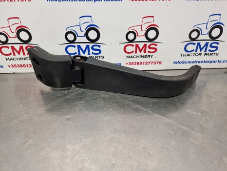 New Holland Ts115a, Tsa Series, Mirror Arm Lhs 82032644 - المرآة الخلفية - الآلات والماكينات الزراعية: صور 2 New Holland Ts115a, Tsa Series, Mirror Arm Lhs 82032644 - المرآة الخلفية - الآلات والماكينات الزراعية: صور 2