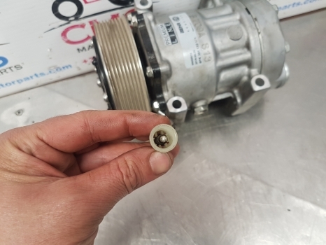Renault Premium Volvo, Compressor, Air Conditioning 5001867206, Sd7h15, B709a - كمبروسر مكيف - جرار: صور 3 Renault Premium Volvo, Compressor, Air Conditioning 5001867206, Sd7h15, B709a - كمبروسر مكيف - جرار: صور 3